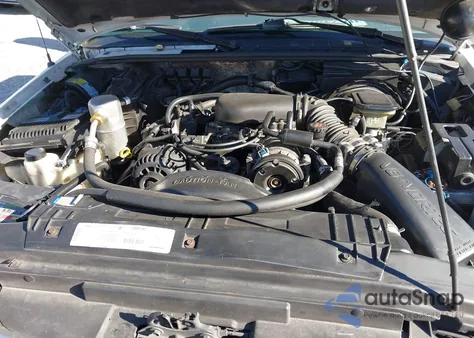 1997 Chevrolet T10 Ls Sportside z USA, uszkodzony, nr VIN 1GCDT19X8V8150140